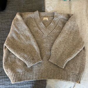 Babaa No. 29 Mist V-Neck